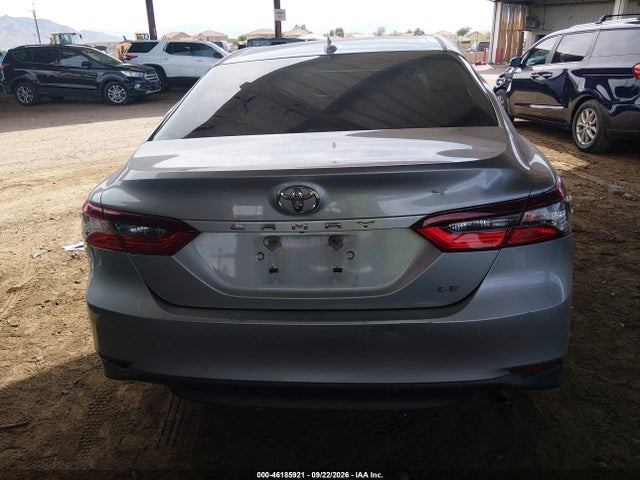 Продаж на аукціоні авто 2021 Toyota Camry Le, vin: 4T1C11AK3MU421964, номер лоту: 46185921