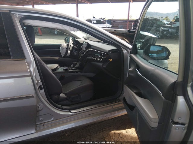 Продаж на аукціоні авто 2021 Toyota Camry Le, vin: 4T1C11AK3MU421964, номер лоту: 46185921