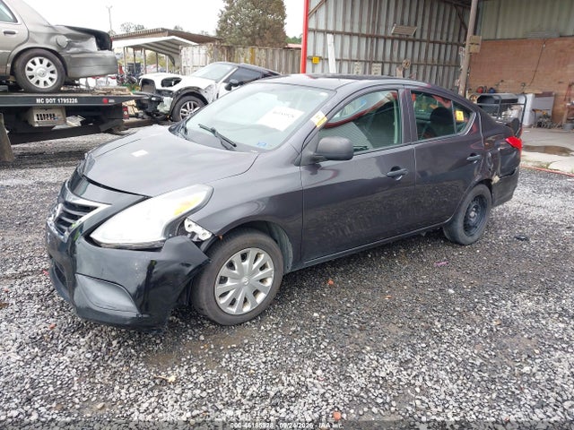46185928 :رقم المزاد ، 3N1CN7AP4FL872442 vin ، 2015 Nissan Versa 1.6 S+ مزاد بيع