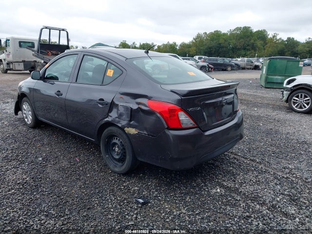 46185928 :رقم المزاد ، 3N1CN7AP4FL872442 vin ، 2015 Nissan Versa 1.6 S+ مزاد بيع