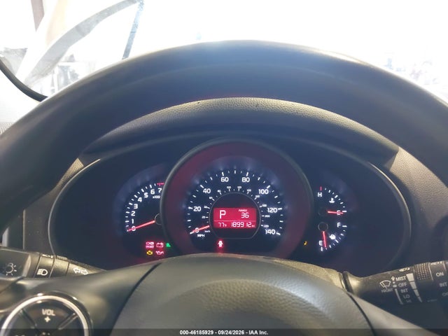 KIA SOUL + 2014 KNDJP3A53E7084213 Image 7