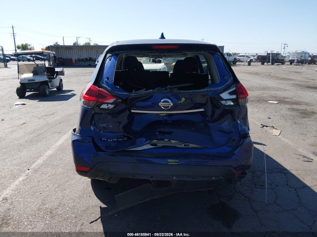 2018 Nissan Rogue S მანქანა იყიდება აუქციონზე, vin: JN8AT2MT5JW465677, აუქციონის ნომერი: 46185941