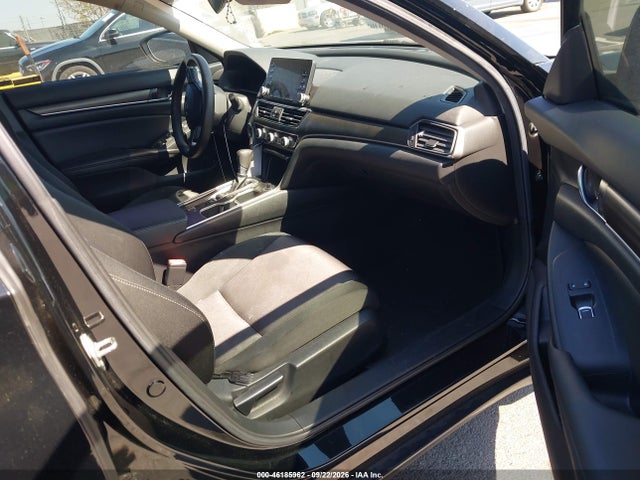 1HGCV1F18KA087598 Honda ACCORD LX