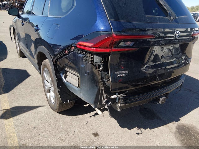 2025 Toyota Grand Highlander Limited მანქანა იყიდება აუქციონზე, vin: 5TDAAAB56SS079917, აუქციონის ნომერი: 46185966