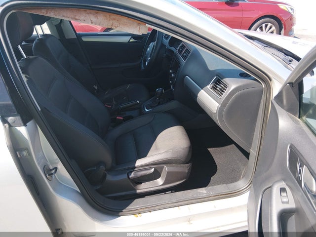 46186001 :رقم المزاد ، 3VWLX7AJ7BM364101 vin ، 2011 Volkswagen Jetta 2.5l Sel مزاد بيع