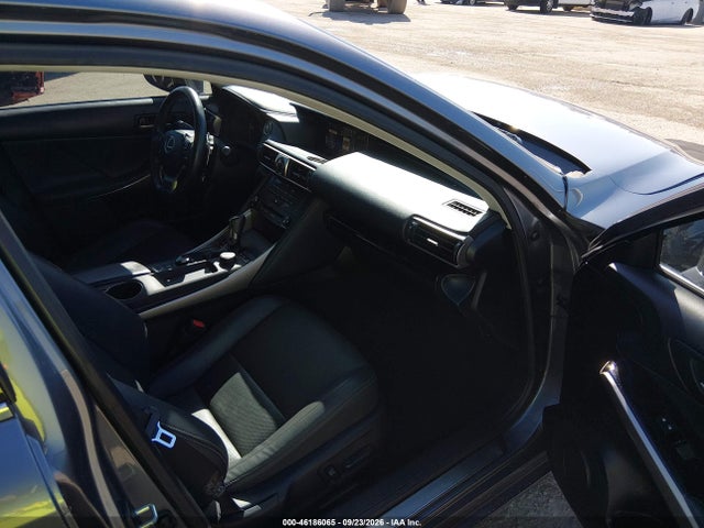 Продажа на аукционе авто 2019 Lexus Is 300, vin: JTHBA1D28K5084578, номер лота: 46186065