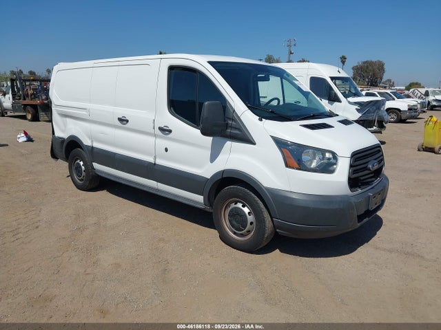 2015 1FTNE1ZM6FKA79125 main image