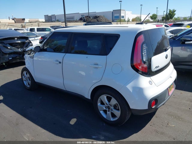2017 Kia Soul მანქანა იყიდება აუქციონზე, vin: KNDJN2A21H7499816, აუქციონის ნომერი: 46186135