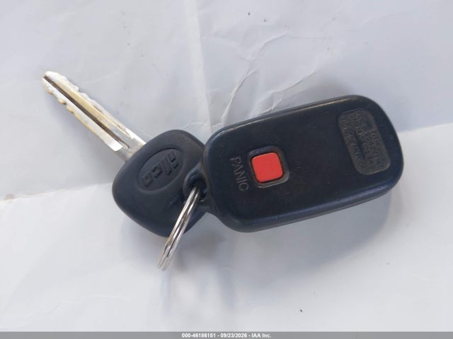 46186151 :رقم المزاد ، JT2BF22K710303966 vin ، 2001 Toyota Camry Le V6 مزاد بيع