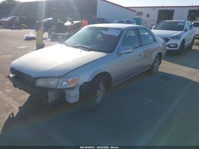 46186151 :رقم المزاد ، JT2BF22K710303966 vin ، 2001 Toyota Camry Le V6 مزاد بيع