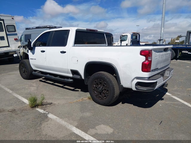 1GC4YNEY5NF303141 Chevrolet Silverado 2500hd 4wd Standard Bed Lt