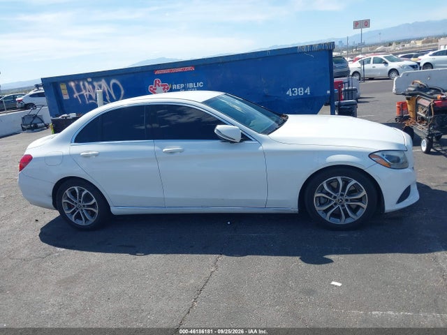 46186181 :رقم المزاد ، 55SWF4JB6HU211019 vin ، 2017 Mercedes-benz C 300 مزاد بيع
