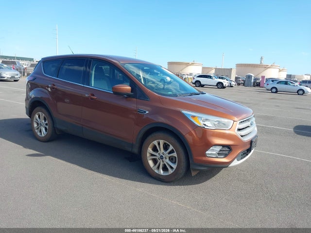 46186237 :رقم المزاد ، 1FMCU9GD9HUB08762 vin ، 2017 Ford Escape Se مزاد بيع