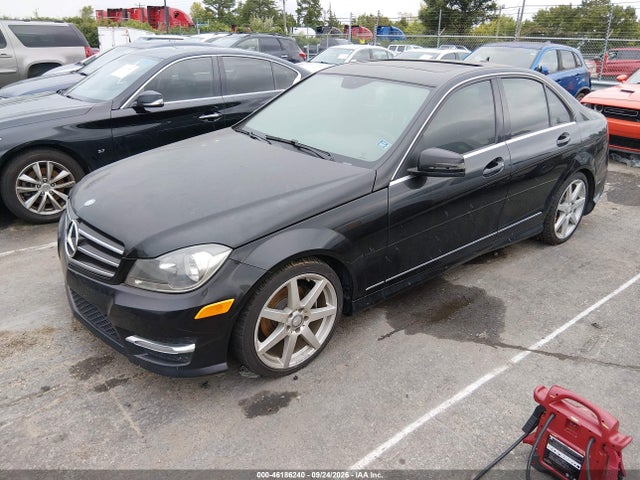Продаж на аукціоні авто 2014 Mercedes-benz C 250 Sport, vin: WDDGF4HB2EA959496, номер лоту: 46186240