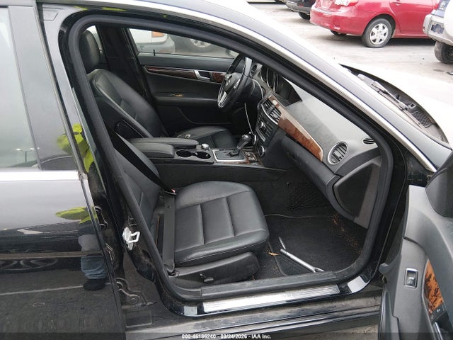 Продаж на аукціоні авто 2014 Mercedes-benz C 250 Sport, vin: WDDGF4HB2EA959496, номер лоту: 46186240