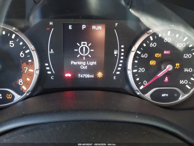 ZACCJBAB7JPH89877 Jeep Renegade Upland Edition 4x4