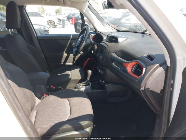 ZACCJBAB7JPH89877 Jeep Renegade Upland Edition 4x4