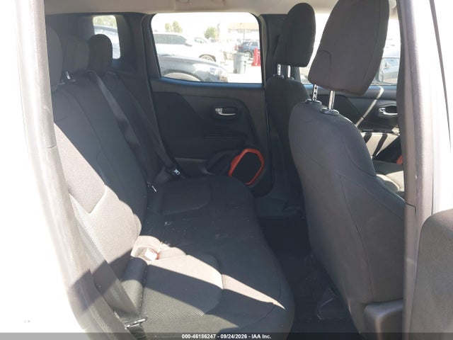 ZACCJBAB7JPH89877 Jeep Renegade Upland Edition 4x4