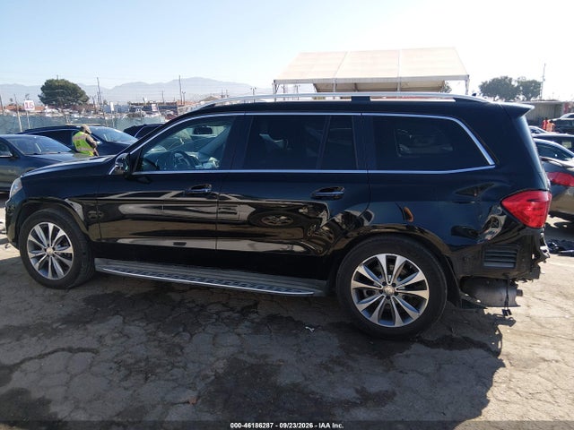 2015 Mercedes-benz Gl 450 4matic მანქანა იყიდება აუქციონზე, vin: 4JGDF6EE7FA443056, აუქციონის ნომერი: 46186287