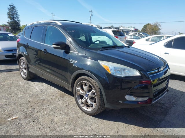 46186297 :رقم المزاد ، 1FMCU0JX1EUB99326 vin ، 2014 Ford Escape Titanium مزاد بيع