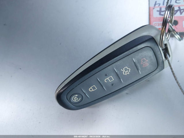 46186297 :رقم المزاد ، 1FMCU0JX1EUB99326 vin ، 2014 Ford Escape Titanium مزاد بيع