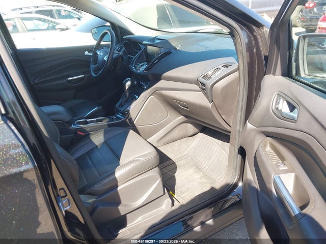 46186297 :رقم المزاد ، 1FMCU0JX1EUB99326 vin ، 2014 Ford Escape Titanium مزاد بيع
