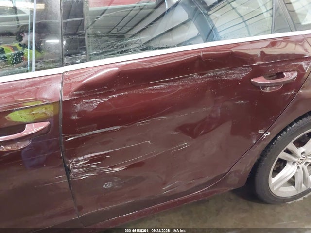 1VWBS7A3XEC035698 Volkswagen Passat 1.8t Se