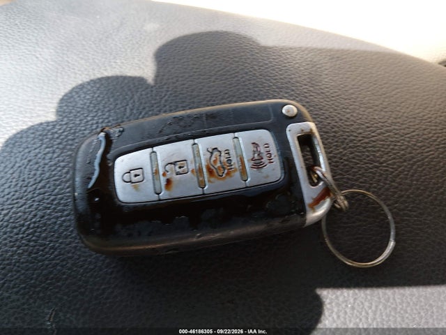 46186305 :رقم المزاد ، 5NPDH4AE1CH081402 vin ، 2012 Hyundai Elantra Limited مزاد بيع