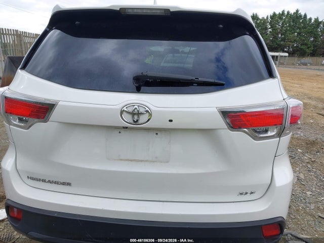 Продажа на аукционе авто 2015 Toyota Highlander Xle V6, vin: 5TDKKRFH4FS090411, номер лота: 46186306