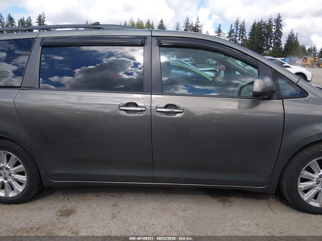 46186331 :رقم المزاد ، 5TDYK3DC6BS053465 vin ، 2011 Toyota Sienna Limited V6 مزاد بيع