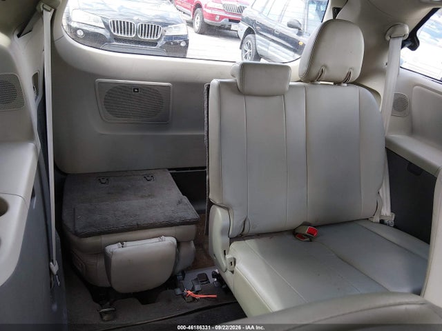46186331 :رقم المزاد ، 5TDYK3DC6BS053465 vin ، 2011 Toyota Sienna Limited V6 مزاد بيع