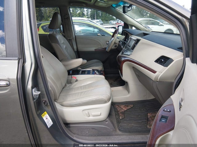 46186331 :رقم المزاد ، 5TDYK3DC6BS053465 vin ، 2011 Toyota Sienna Limited V6 مزاد بيع
