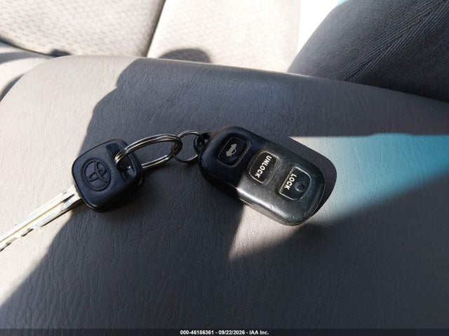 46186361 :رقم المزاد ، 4T1BE32K72U618885 vin ، 2002 Toyota Camry Le مزاد بيع