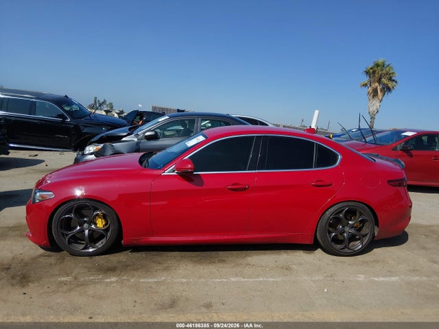 Alfa Romeo Giulia Ti Rwd 2018 ZARFAECN3J7576675 Image 14