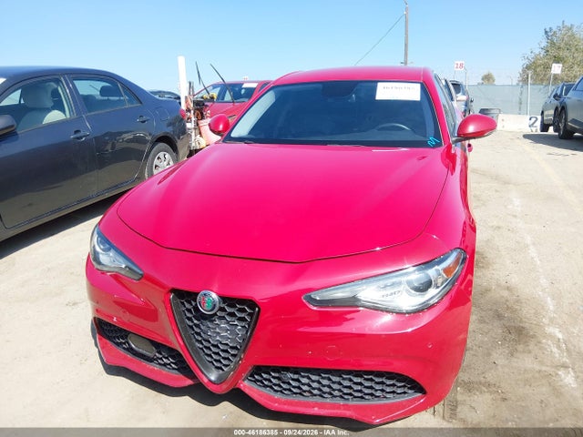 Alfa Romeo Giulia Ti Rwd 2018 ZARFAECN3J7576675 Image 6