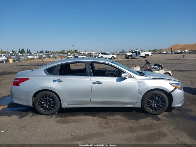 2016 Nissan Altima 2.5 S მანქანა იყიდება აუქციონზე, vin: 1N4AL3AP9GN376790, აუქციონის ნომერი: 46186397