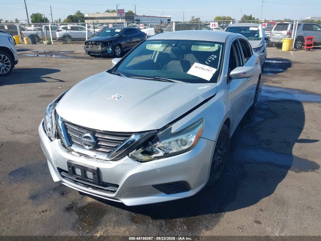 2016 Nissan Altima 2.5 S მანქანა იყიდება აუქციონზე, vin: 1N4AL3AP9GN376790, აუქციონის ნომერი: 46186397