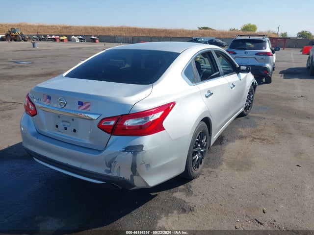2016 Nissan Altima 2.5 S მანქანა იყიდება აუქციონზე, vin: 1N4AL3AP9GN376790, აუქციონის ნომერი: 46186397