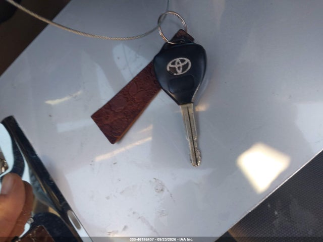 2008 Toyota Rav4 მანქანა იყიდება აუქციონზე, vin: JTMBD33VX86064626, აუქციონის ნომერი: 46186407