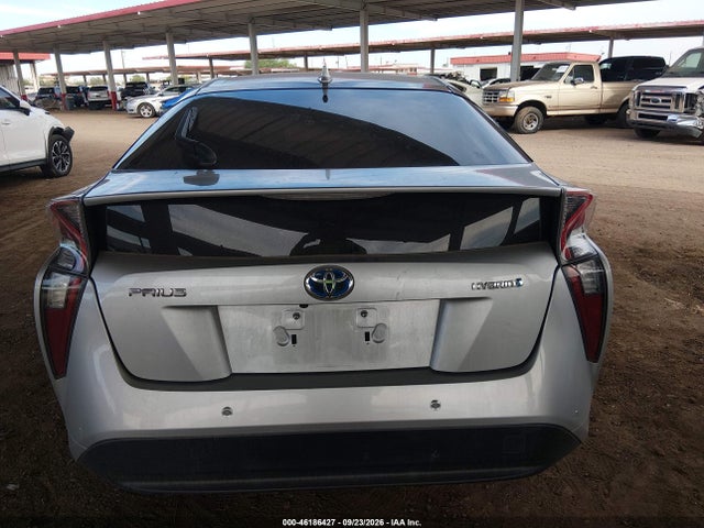 Toyota Prius Two 2018 JTDKBRFU9J3068508 Image 15