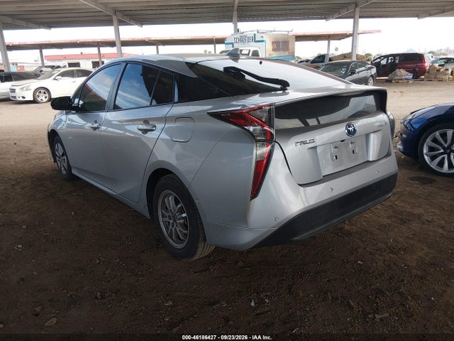 Toyota Prius Two 2018 JTDKBRFU9J3068508 Image 3