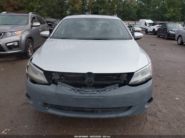 2014 Volkswagen Jetta Gli მანქანა იყიდება აუქციონზე, vin: 3VW4T7AJ4EM393091, აუქციონის ნომერი: 46186463