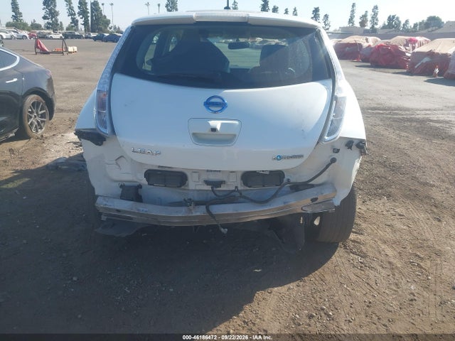1N4AZ0CPXFC320880 Nissan Leaf Sl