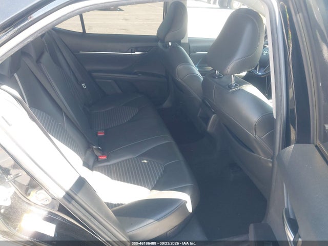 4T1B21HK7JU004180 Toyota Camry Hybrid Se