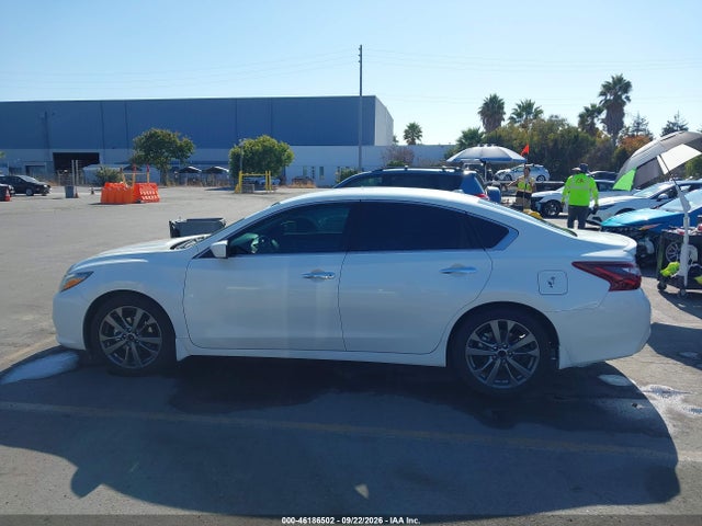 Nissan Altima 2.5 Sr 2018 1N4AL3AP5JC296468 Image 14