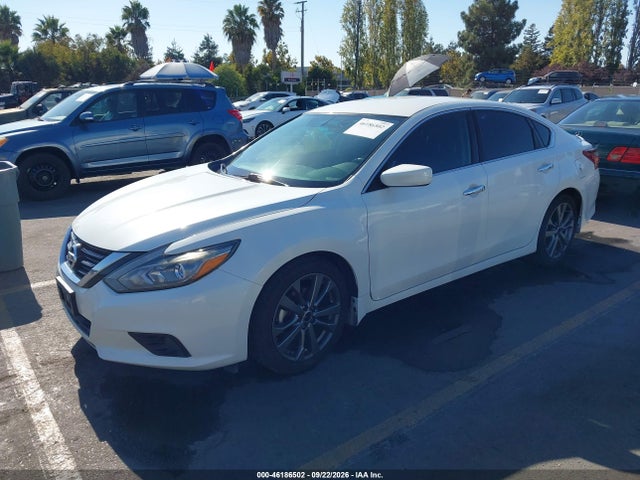 Nissan Altima 2.5 Sr 2018 1N4AL3AP5JC296468 Image 2