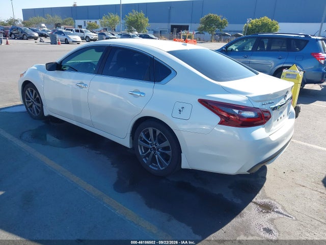Nissan Altima 2.5 Sr 2018 1N4AL3AP5JC296468 Image 3