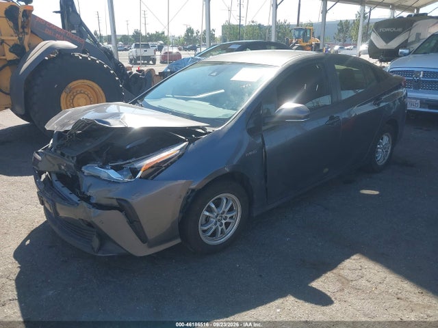 Toyota Prius Le 2019 JTDKARFUXK3096015 Image 2