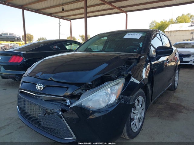 Toyota YARIS L 2019 3MYDLBYVXKY521435 Image 2