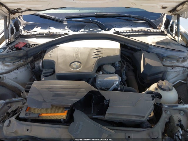 2017 Bmw 320i მანქანა იყიდება აუქციონზე, vin: WBA8A9C53HK619894, აუქციონის ნომერი: 46186560